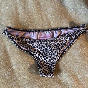 Victoria's Secret Black and Tan Swim Bottoms Leopard Print
